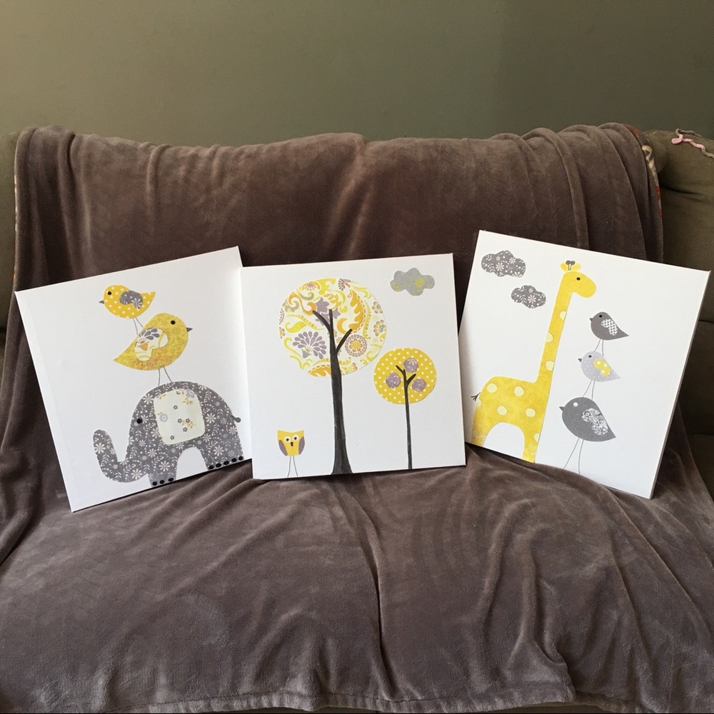 Precious painted canvas pictures for nursery!